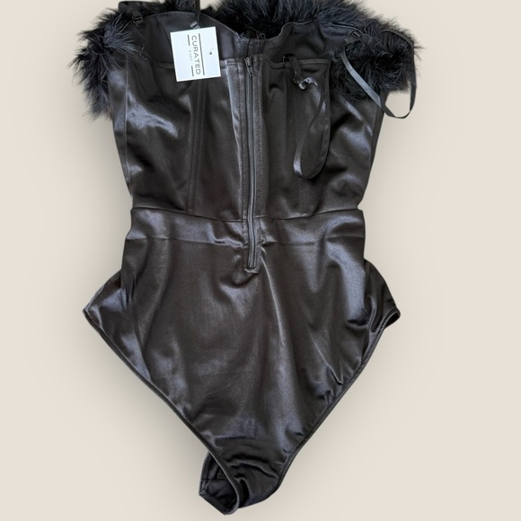 Windsor | Satin Feather Corset Bodysuit | Size L - Picture 8 of 11